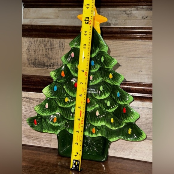 Super Cute Hand Painted Ceramic Nostalgic Tree  🌲 plate (Tray) by Mr. Christmas - Picture 2 of 8